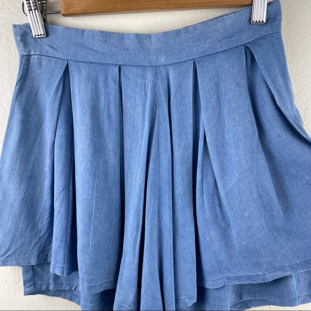 High Waisted Pleated Layered Bali Shorts Small - Picture 2 of 9